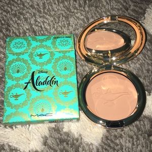 New MAC Powder Blush Aladdin Ltd Edition